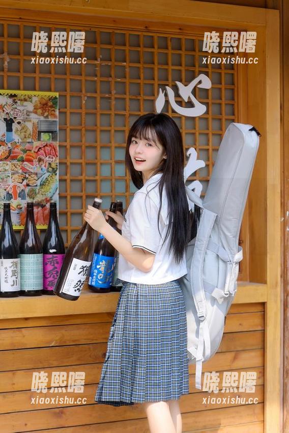 17黑料 就这样一边喝茶一边观看17黑料网页版,哦,八卦可以真是治愈我的烦恼呢。