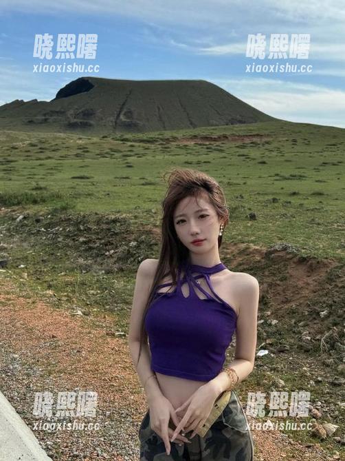 51在线吃瓜 快踩上51在线吃瓜的爆料线路,跟随着每个瓜的节奏,甭管真伪,吃就对了!