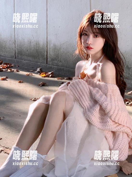 一个人默默刷新52吃瓜网页，原来这是种无声的分享，吃历史的心情。