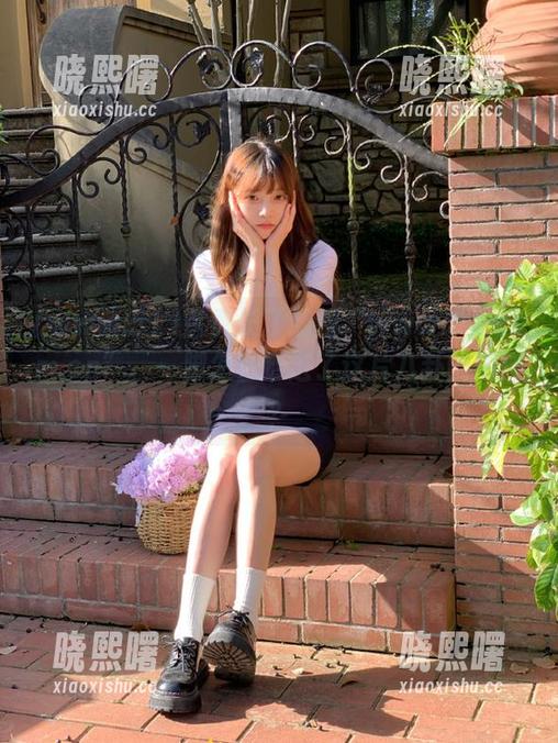 www.51 首页长了新腿“www.51.com.cn”,一脚怎么踏进了这片八卦的海洋?
