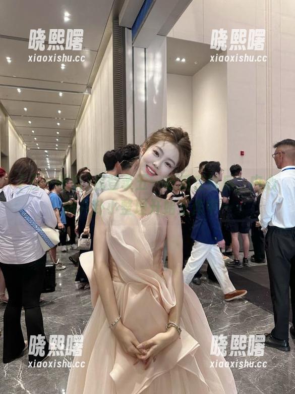 我登录五一吃瓜在线后，内心的八卦小整理开始工作中…