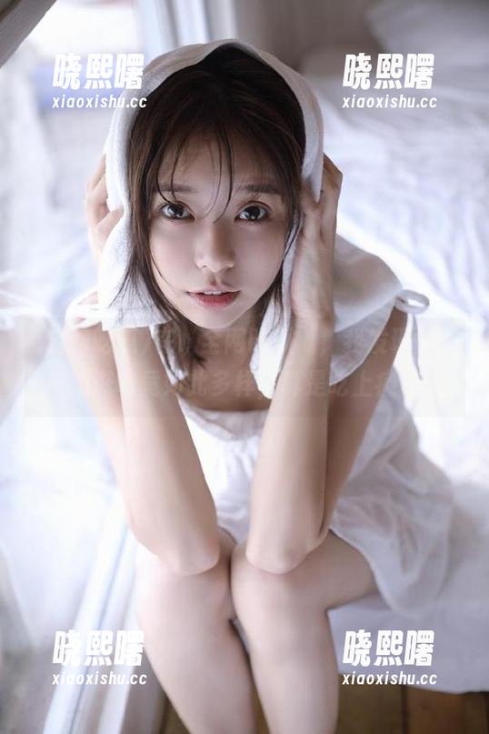 在‘全网吃瓜’，我发现免费瓜的滋味竟如此多样，真是吃上瘾了！