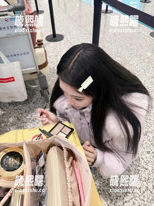 吃瓜头条 吃瓜头条网页上,名人恋情就像快餐,吃完马上消化不良?