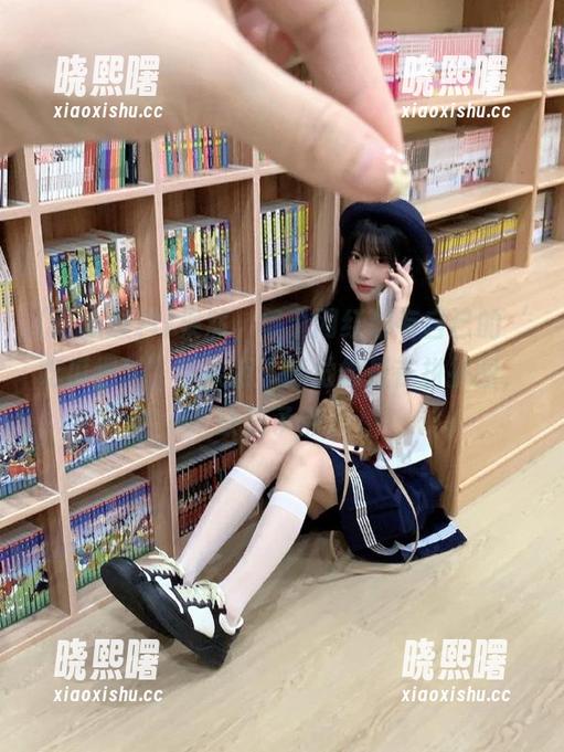 吃瓜爆料 果然,每个网红都有自己的‘吃瓜爆料’苹果版,感觉像是在拼拼图,缺块了点。