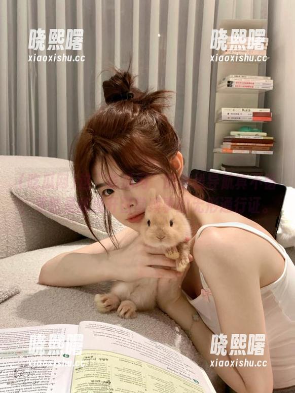 吃瓜网 这“吃瓜网”的在线导航真不错,果然是我抛开日常琐事的无形通行证。