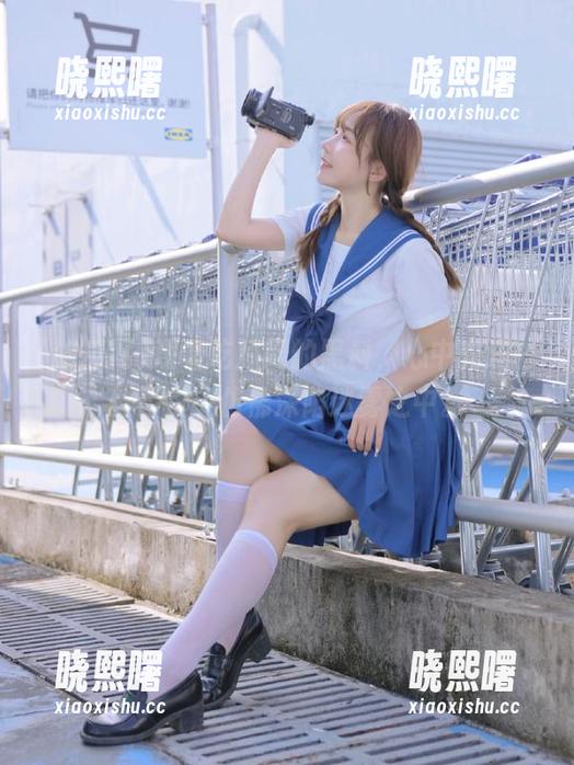 观看吃瓜网的黑料，心中充满一丝不安…仿佛深陷迷雾之中。