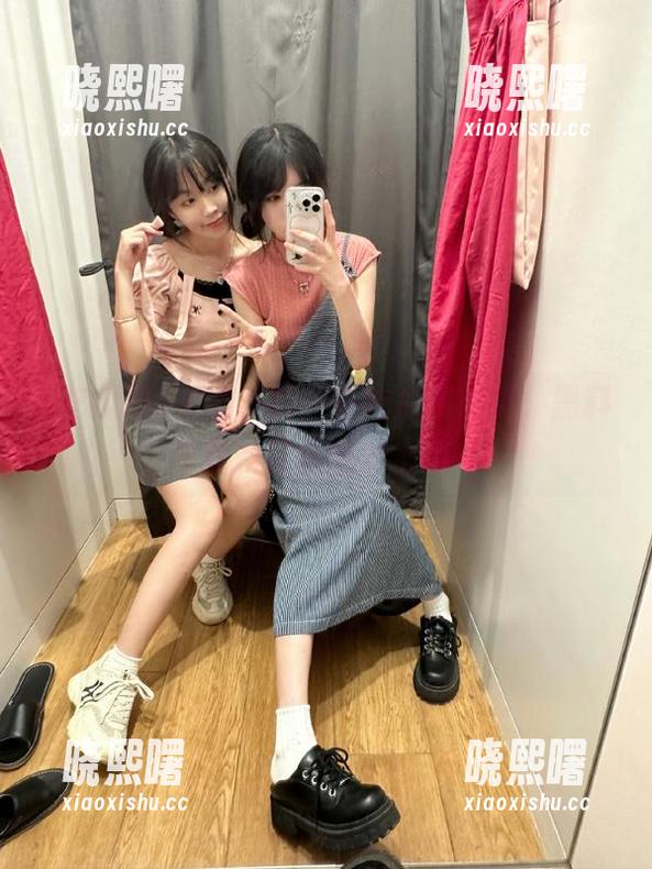 吃瓜网 欲罢不能:在吃瓜网首页,黑料与猛料让我愈发上瘾!