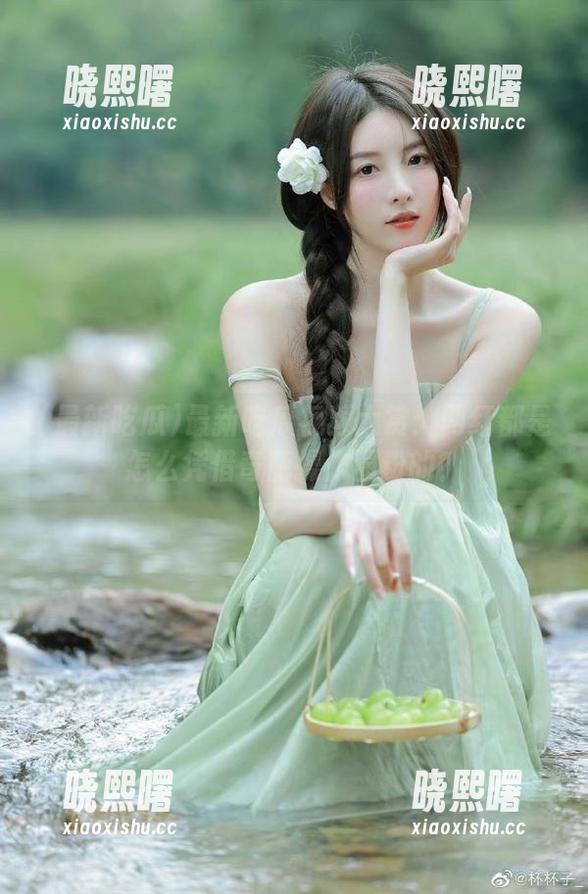 最新吃瓜视频大赏：网红都是怎么凭借奇葩操作圈粉的？