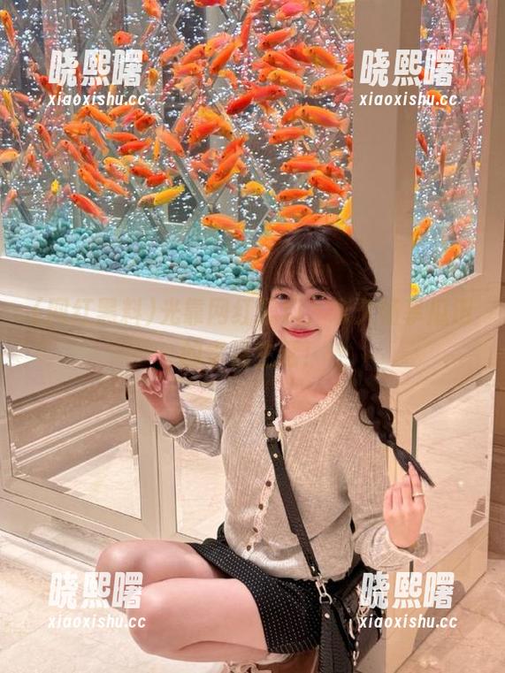光靠网红黑料，永久畅享瓜田的幸福生活！