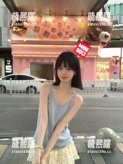 试试在免费黑料166su网页版上“滑动”吧，看看你能看到什么！