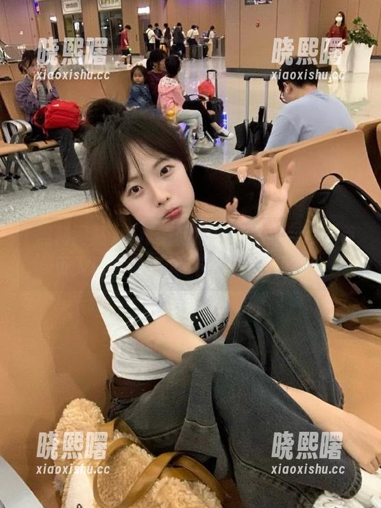跨过幽暗的小径，黑料网站首页入口引你进入八卦的奇幻世界！